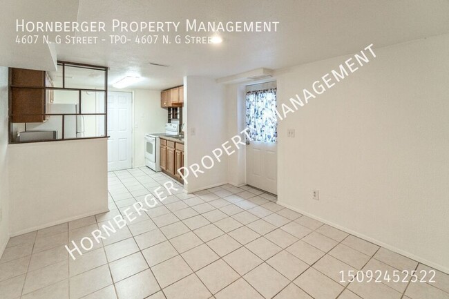Photo - 4607 N G St Apartamento Unidad TPO- 4607 N. G Street