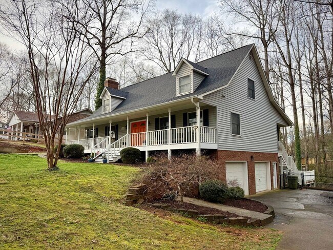 Photo - 117 Ashley Rd