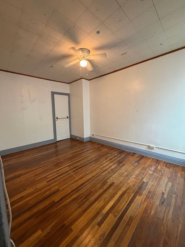 Photo - 6 Bedroom Townhome Approved Off-Campus Housing for York College