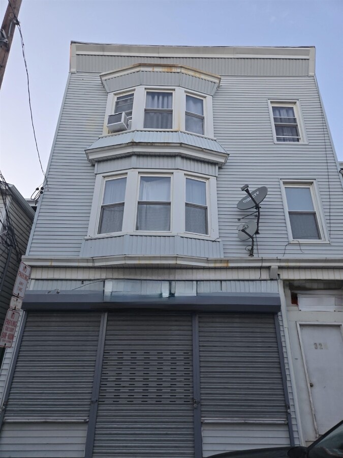 Photo - 328 Cross St Unidad 2