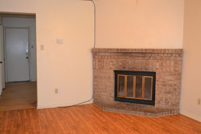 Photo - 3053 Olympia Dr Apartment Unit 1