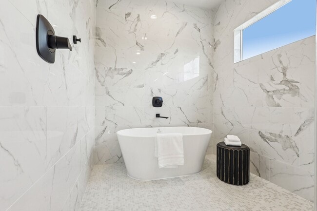 Building Photo - 3722 Nathaniel Brown St