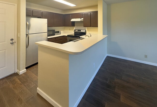 Photo - 8889 Caminito Plaza Centro Unit 7120