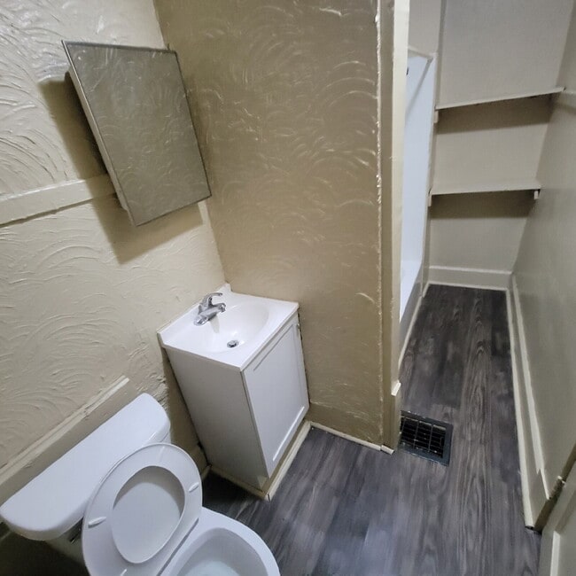 Photo - Westside 2BR Top-Floor Duplex