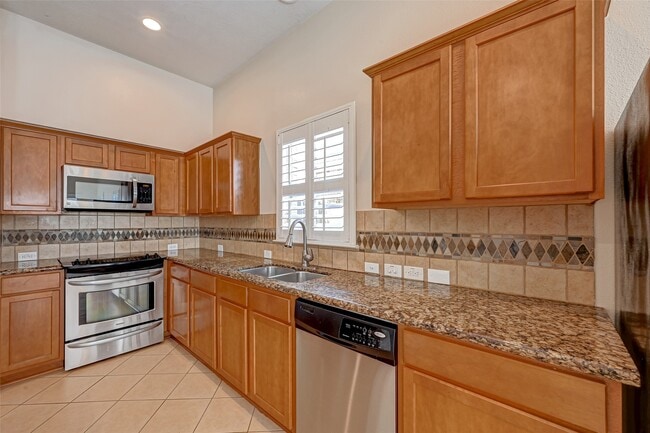 Photo - 6923 Grants Hollow Ln