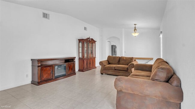 Photo - 3 br, 2 bath House - 5048 NW 122nd Ave