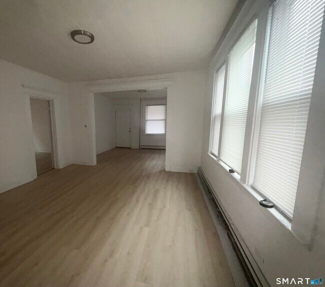 Photo - 127 Pearl St Unidad 1