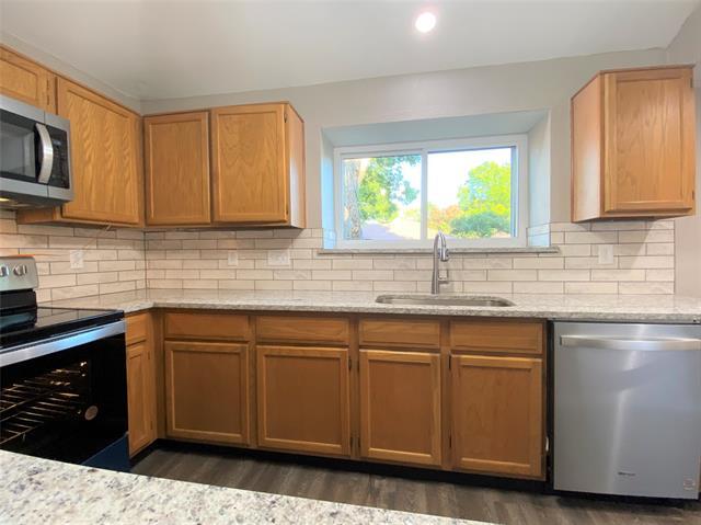 Photo - 4010 Drakestone Ave