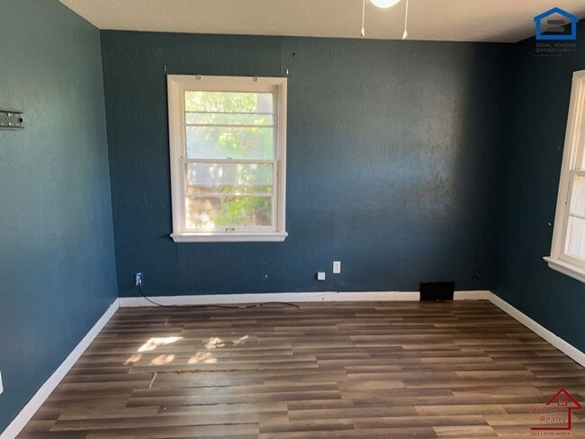 Photo - 2811 NW 21st Pl