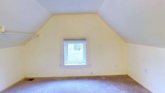 Photo - 412 Lakeway Dr
