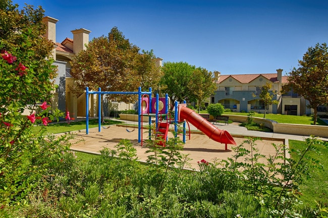 Highland Downs Apartments