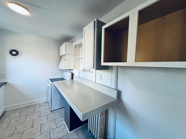 Photo - 1104 Toledo Ave