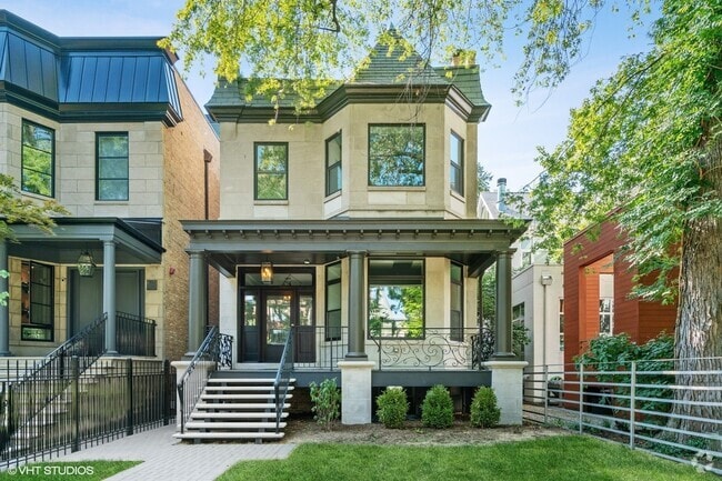 Building Photo - 4148 N Greenview Ave Rental