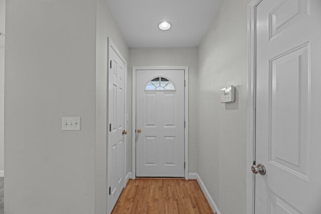 Photo - 100 Sumatra Ct