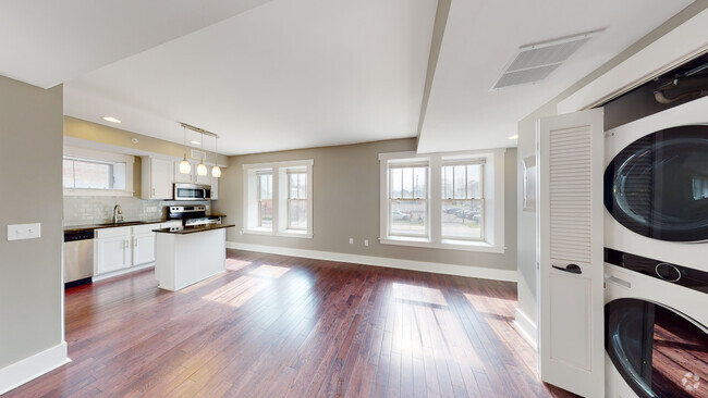 Interior Photo - Devenir District- 711 W Alexandrine Rental