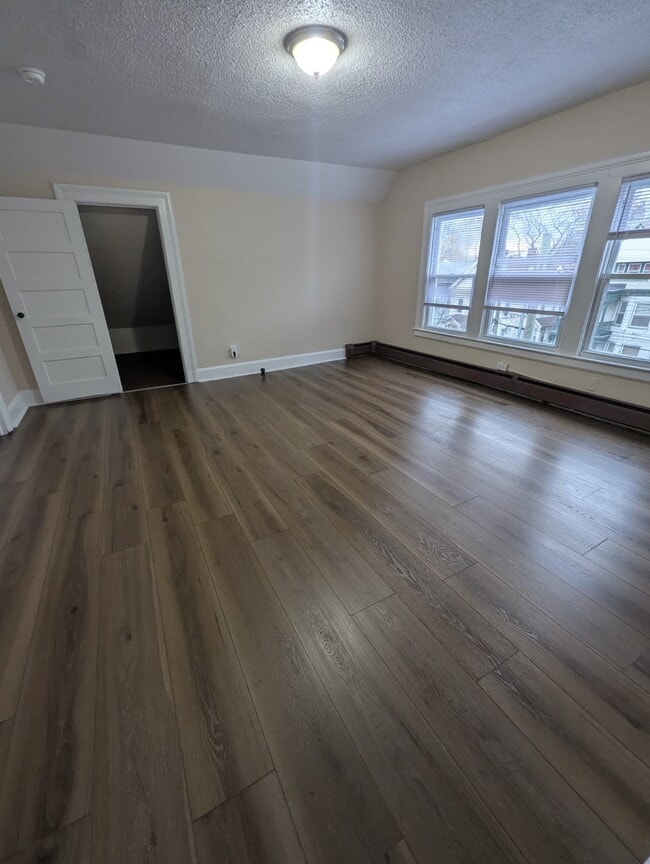 Photo - 478 Winthrop Ave Unit 3