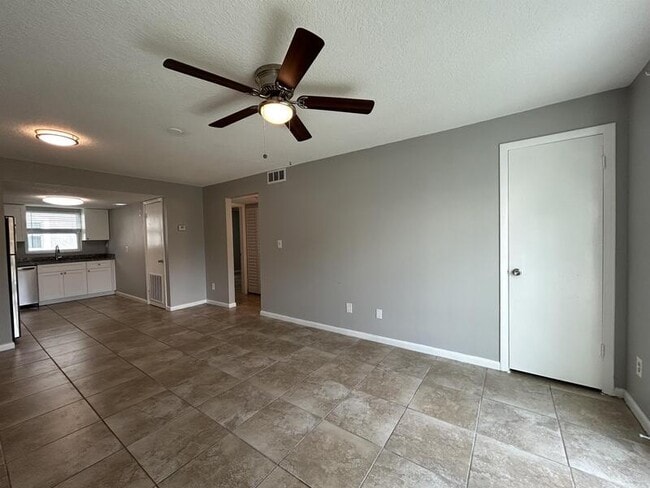 Photo - 7002 S Kissimmee St