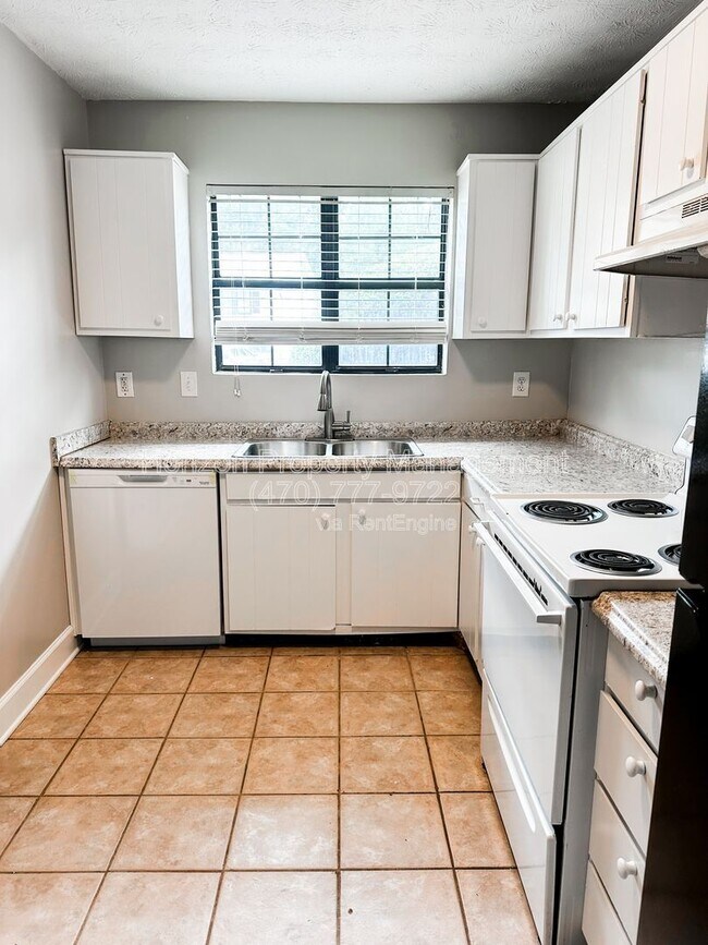 Photo - 2494 Hidden Cove Ct