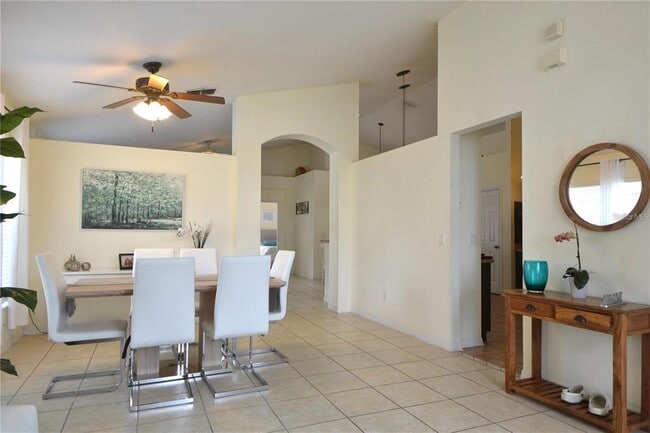 Photo - 4924 Hook Hollow Cir