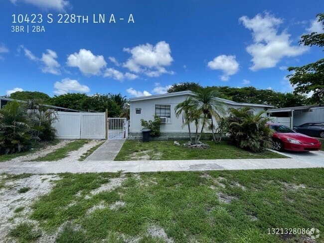 Building Photo - 10423 S 228th Ln Unit A Rental