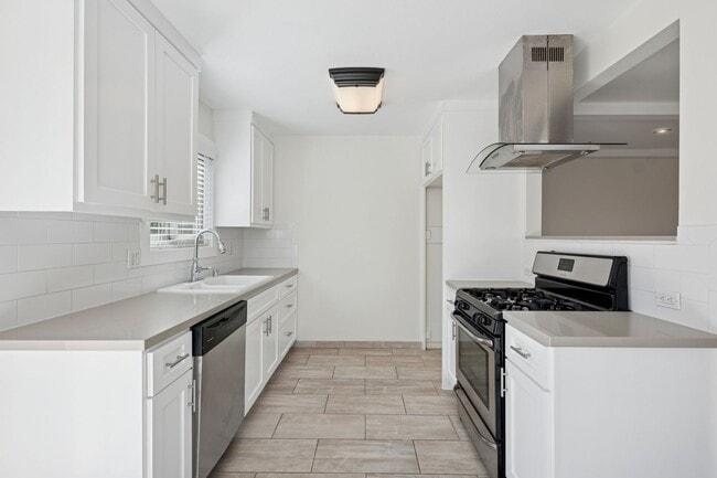 Photo - 2048 Garden Ln Unit B