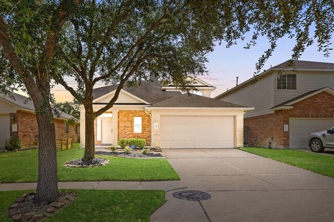 Building Photo - 6403 Applewood Forest Dr Rental