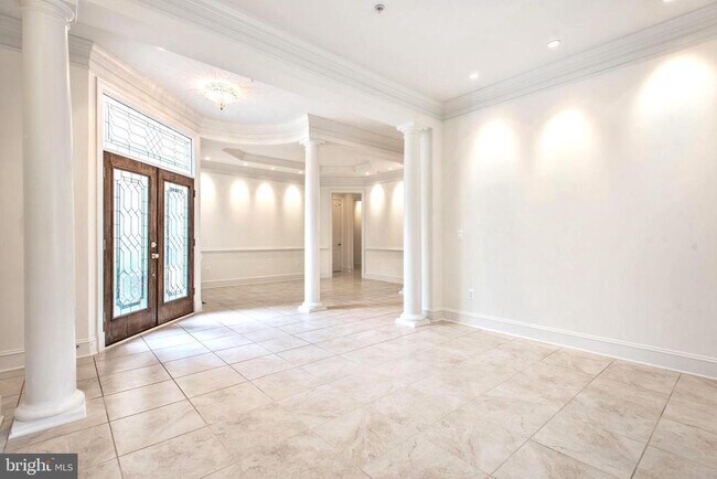 Photo - 8319 Quarry Manor Terrace