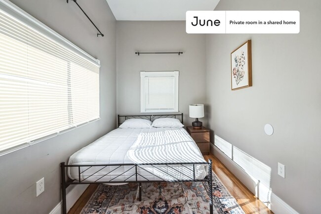 Photo - Room in Shared 4 bed/1.5 bath home Unit A