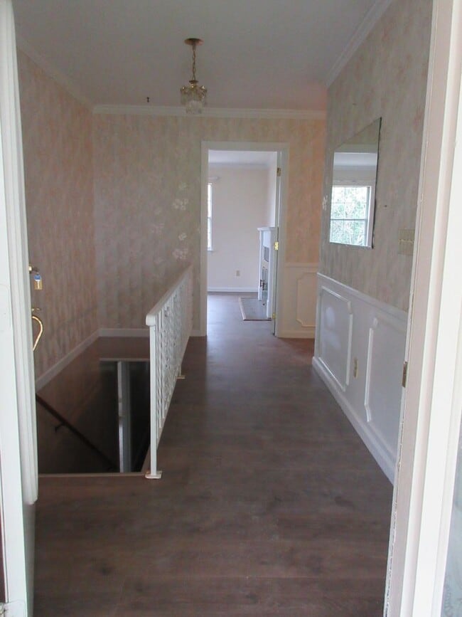 Photo - 65 Willowbrook Dr