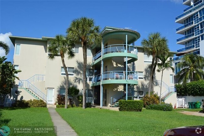 Building Photo - 711 Bayshore Dr Unit 202 Rental