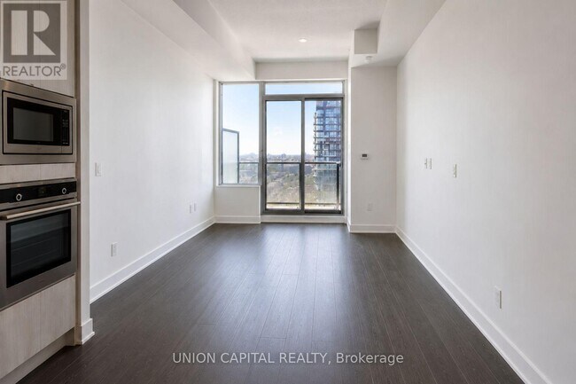 Photo - 115 Blue Jays Way Unit 4907