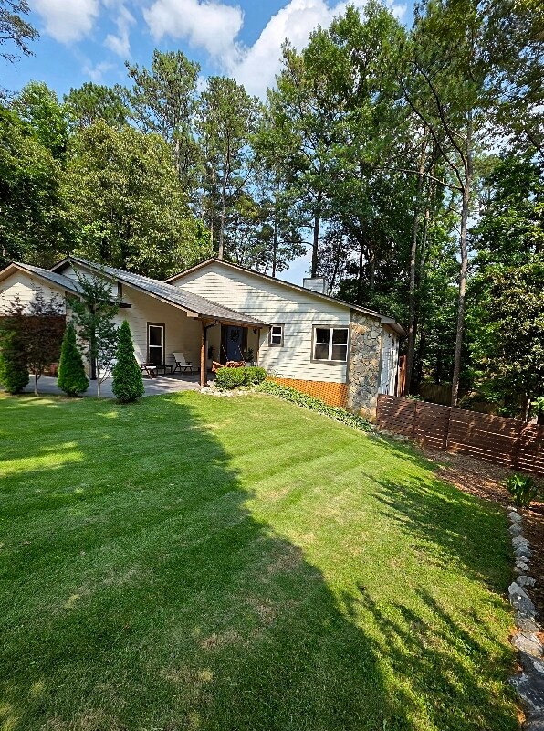 Photo - 10095 Lake Forest Way