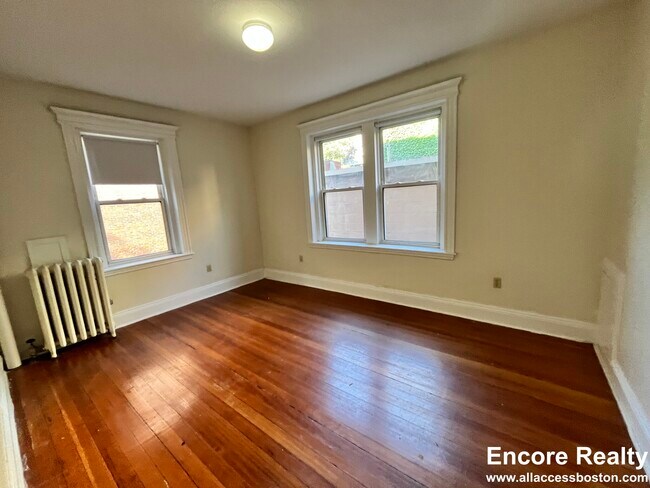 Photo - 1789 Beacon St Unit 4