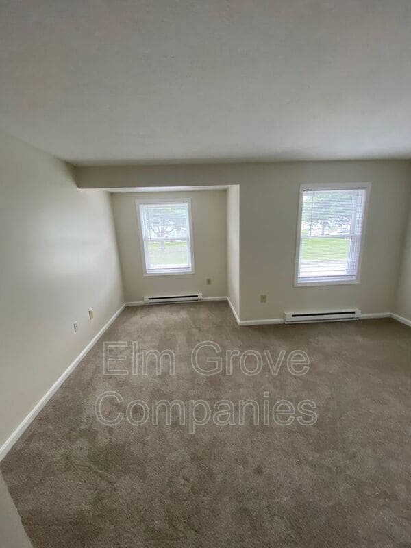 Photo - 17 Indian Brook Cir