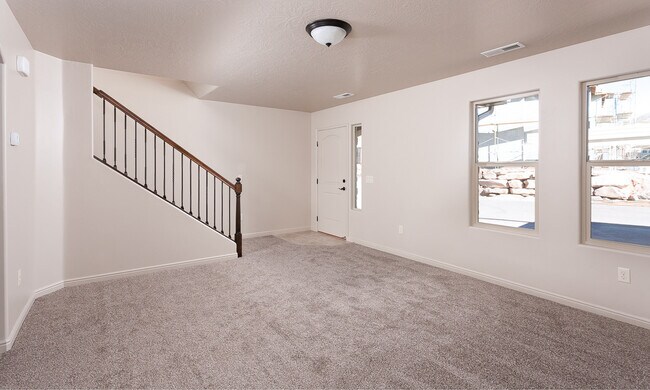 Photo - 3 Bedroom Townhome in The Cottages at Foss...