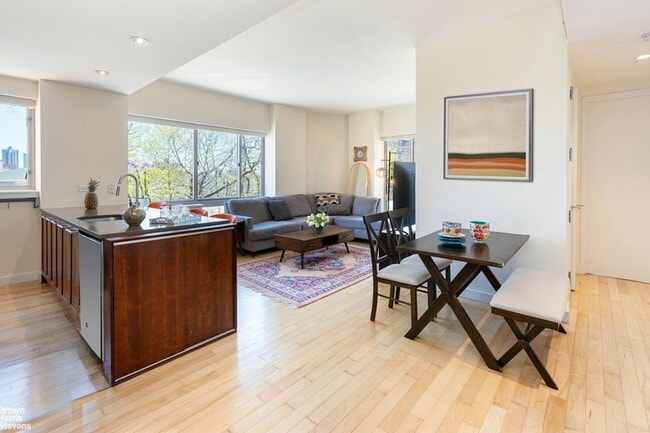 Photo - 3585 Greystone Ave Condo Unit 3A