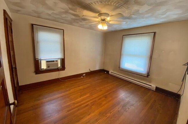 Photo - 850 N Main Ave Unit APT 2