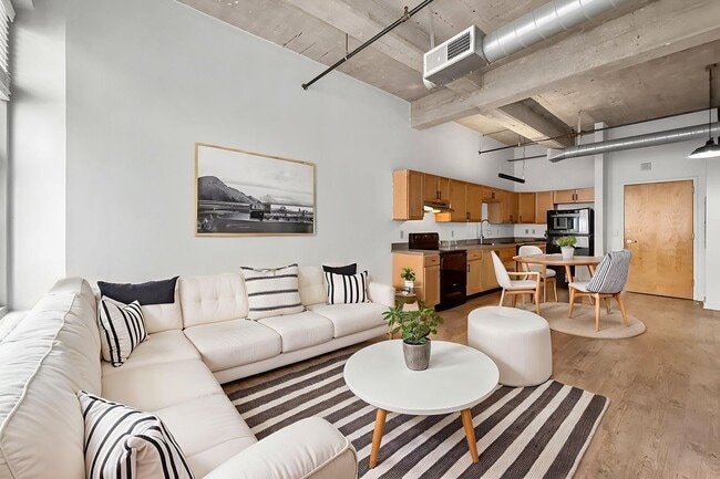 Building Photo - Library Lofts