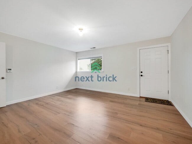 Photo - 3 Bed and 1 Bath Single-family Home is Available for Rent!