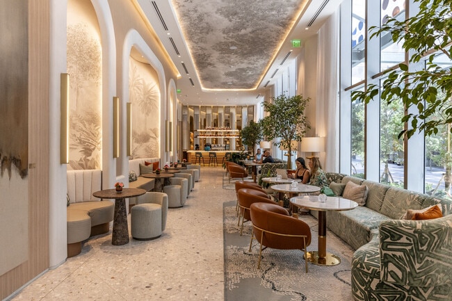 Building Photo - Viceroy Residences