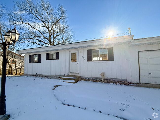 Building Photo - 188 Fork Heights Dr Rental