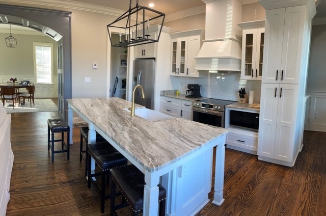 Large full size kitchen with all appliances you need