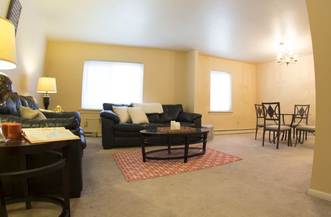 Photo - Sutton Court Apartments