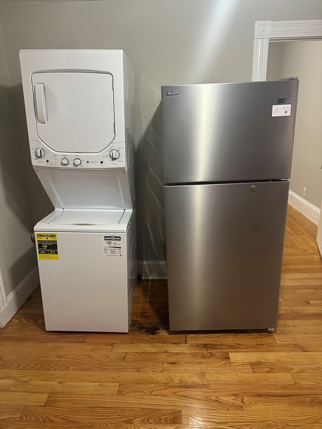 Photo - 33 Algonquin St Unidad 2