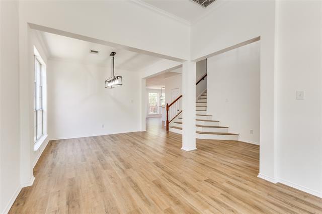 Photo - 4705 Sabine St