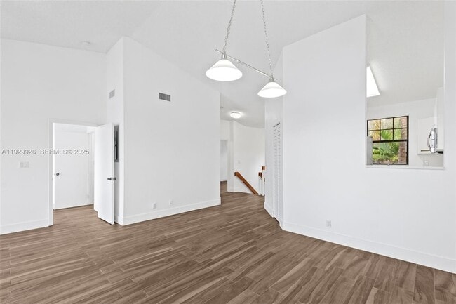 Photo - 15569 Miami Lakeway N Unit 20516