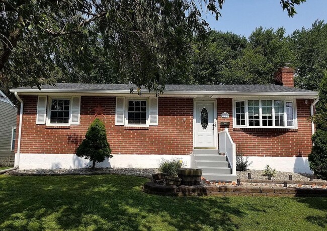 Building Photo - 411 Atkinson Rd
