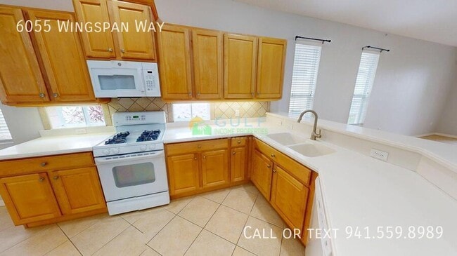 Photo - 6055 Wingspan Way