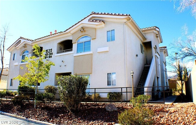 Building Photo - 1531 Ruby Cliffs Ln Unit 102