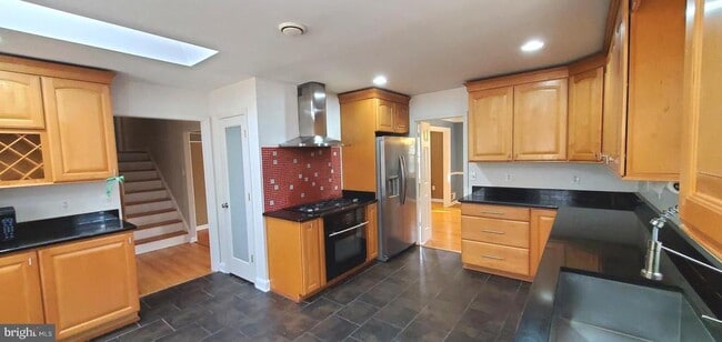 Building Photo - 2521 Farrier Ln